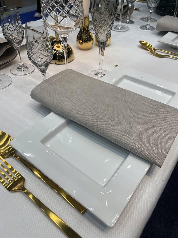 Har I hørservietter? Det spørgsmål får vi ofte for tiden.